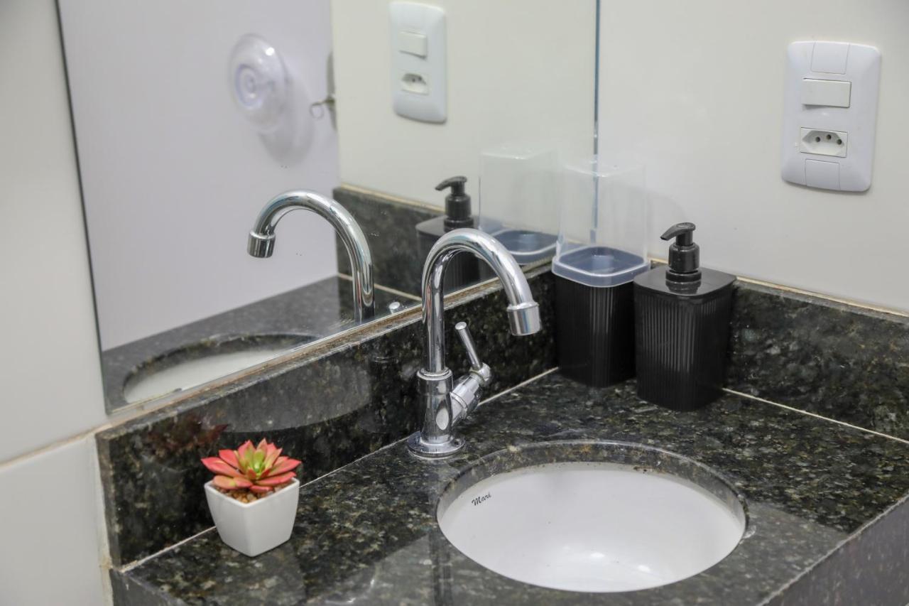 Casa Pequena, Completa E Aconchegante - Tiny House Villa Palmas  Luaran gambar